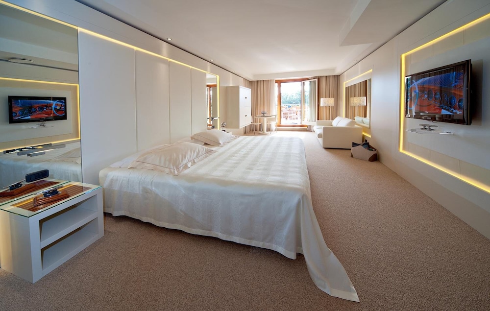Cocca Hotel Royal Thai SPA 7/50