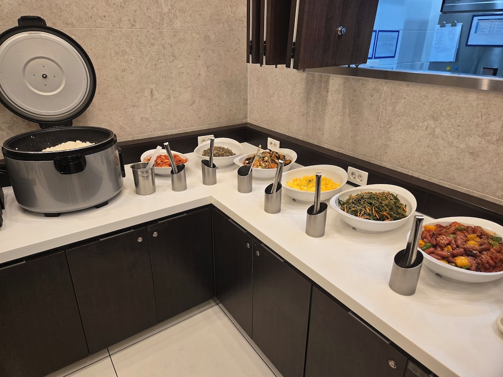 Toyoko Inn Ulsan Samsandong 32/50