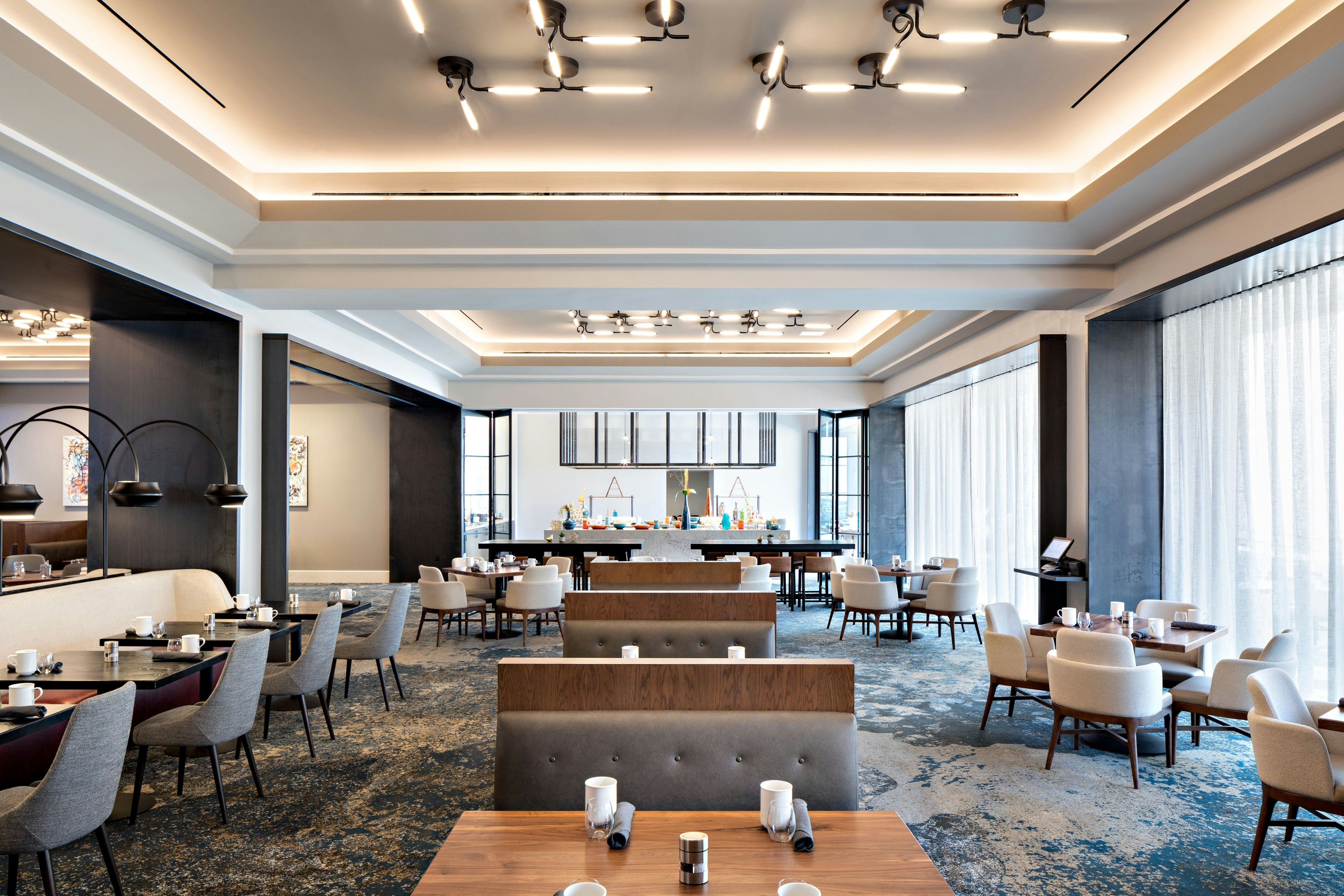 Sheraton Dallas Hotel 60/70