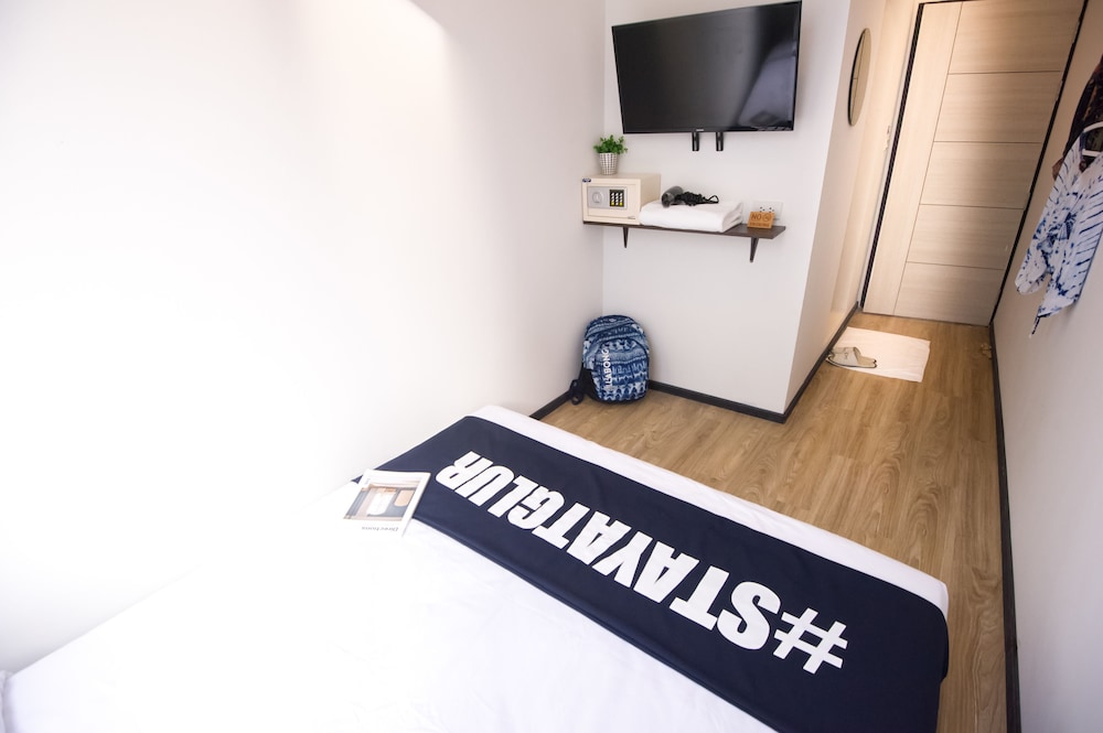 Glur Phuket Patong Beach 33/64