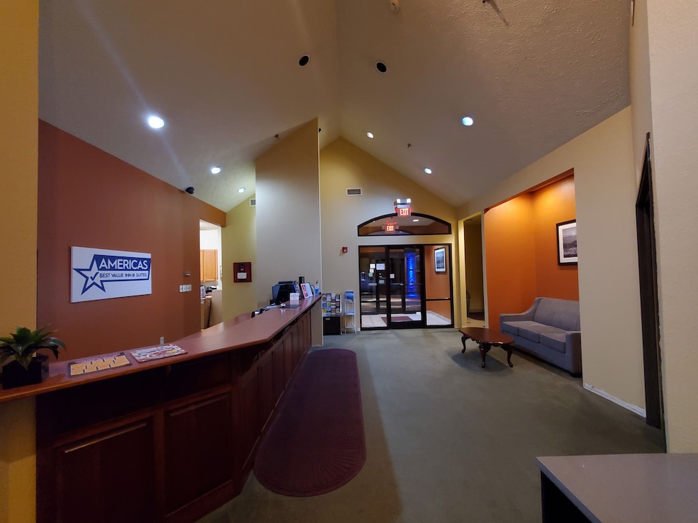 Americas Best Value Inn & Suites Independence Va 8/40
