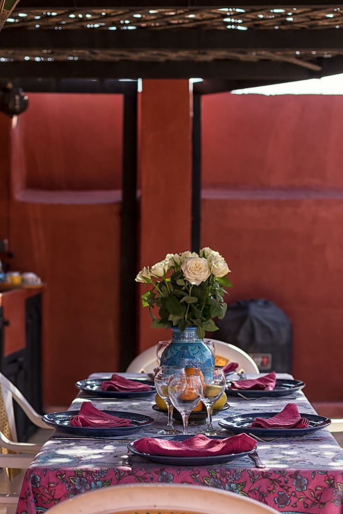 Riad Sasha 33/38