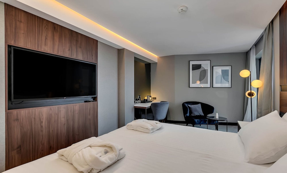 غرفة قياسية بسرير كوين، Boutique Hotel Noemia 3/8
