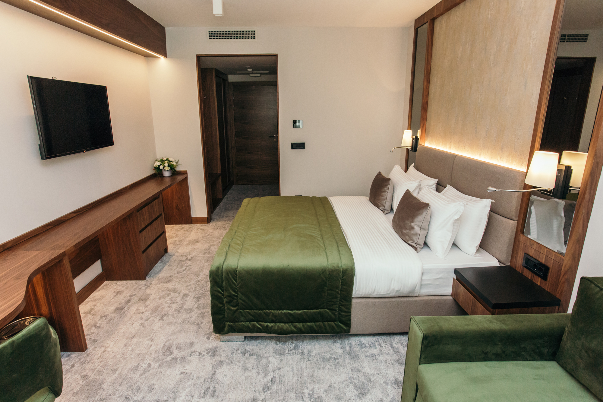 STANDARD, DOUBLE BED
