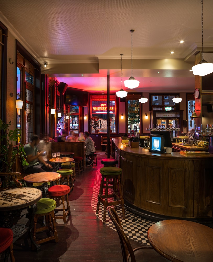 Camden Enterprise Hotel 39/50