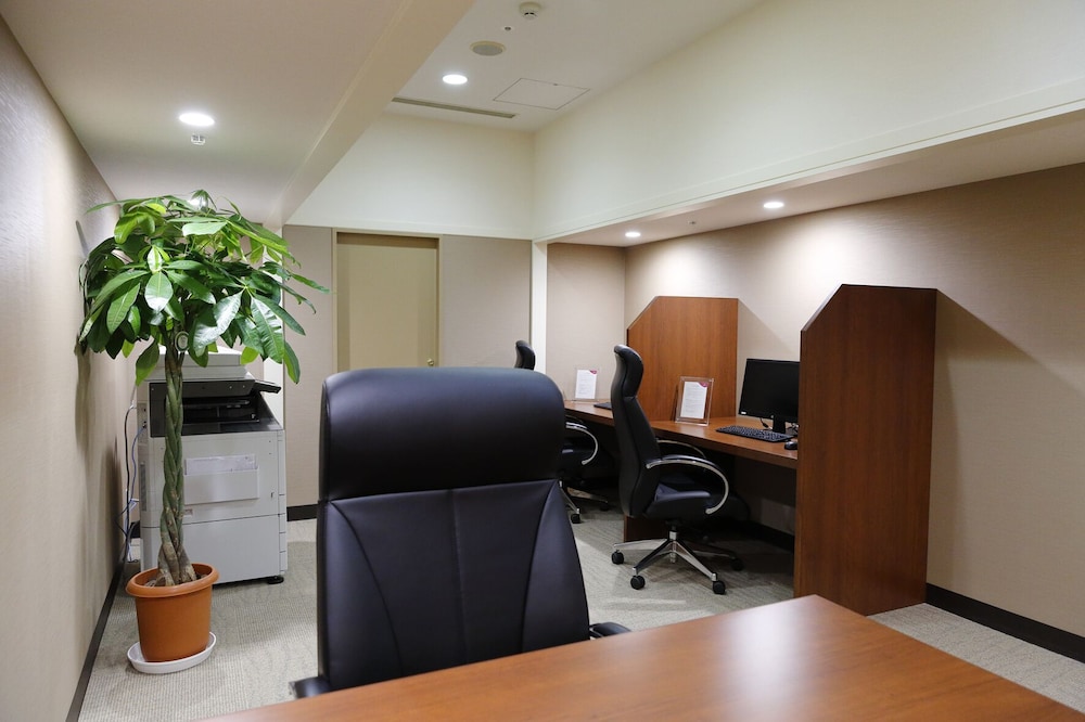 Ana Crowne Plaza Chitose 66/78