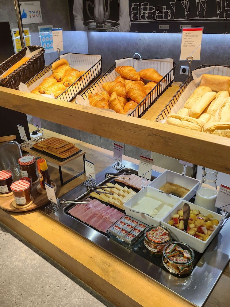 IBIS BUDGET COUTANCES 33/65