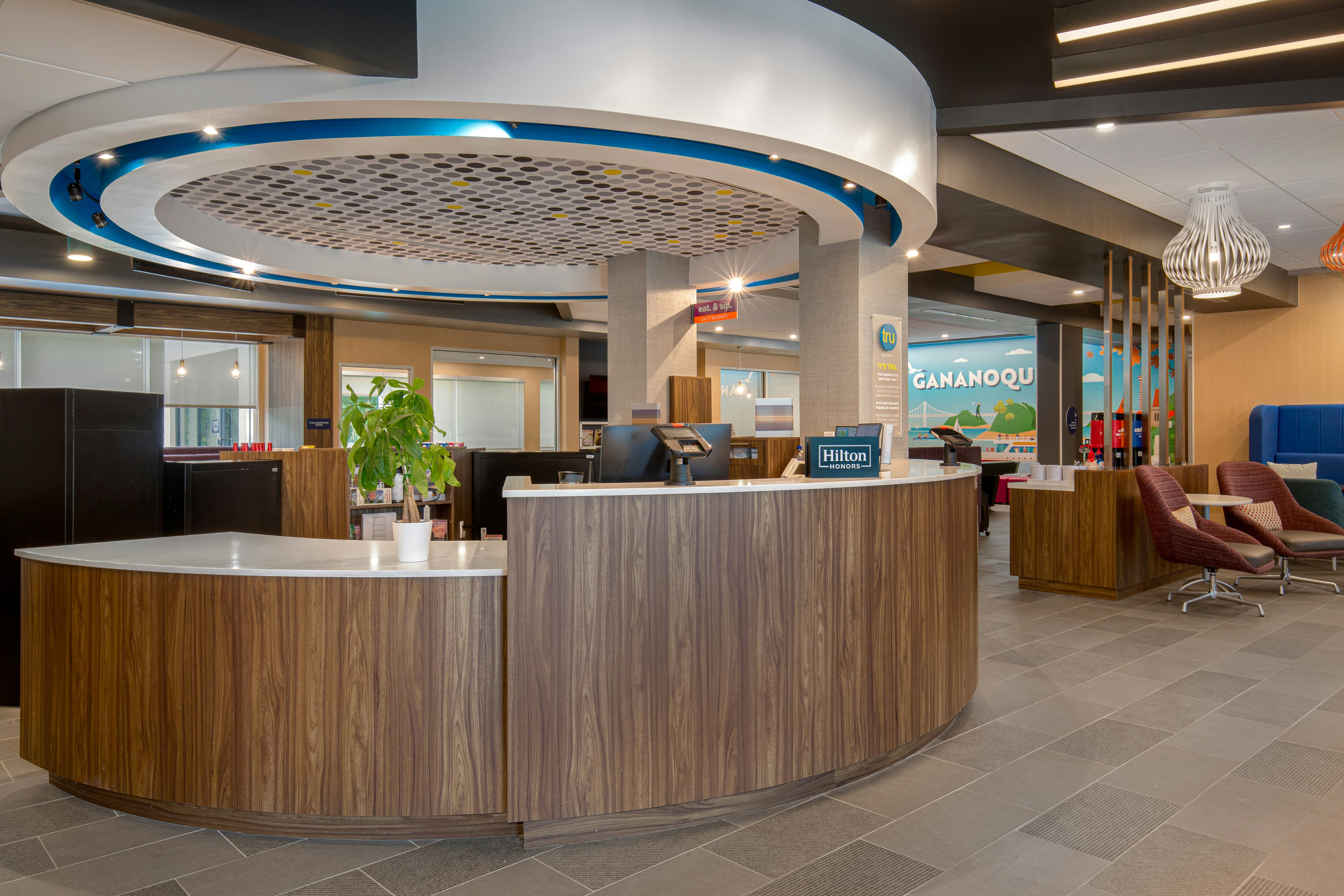 Tru by Hilton Gananoque, ON 4/31