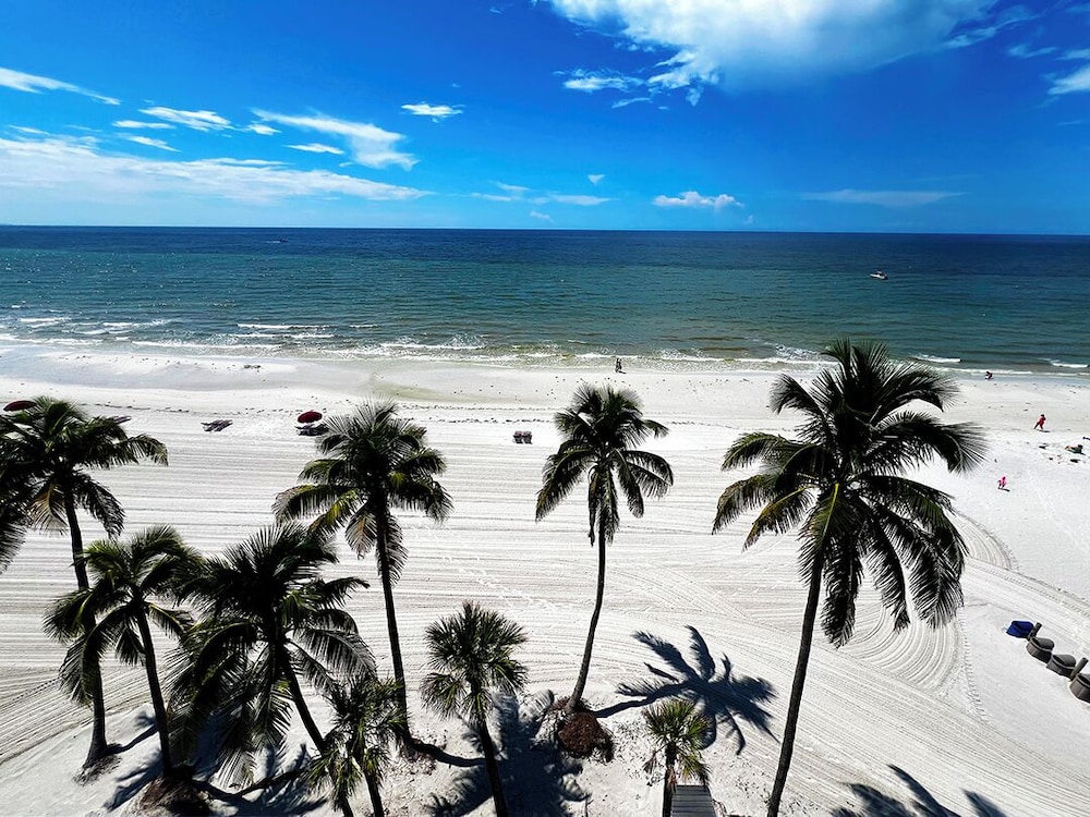 Lani Kai Beachfront 47/50
