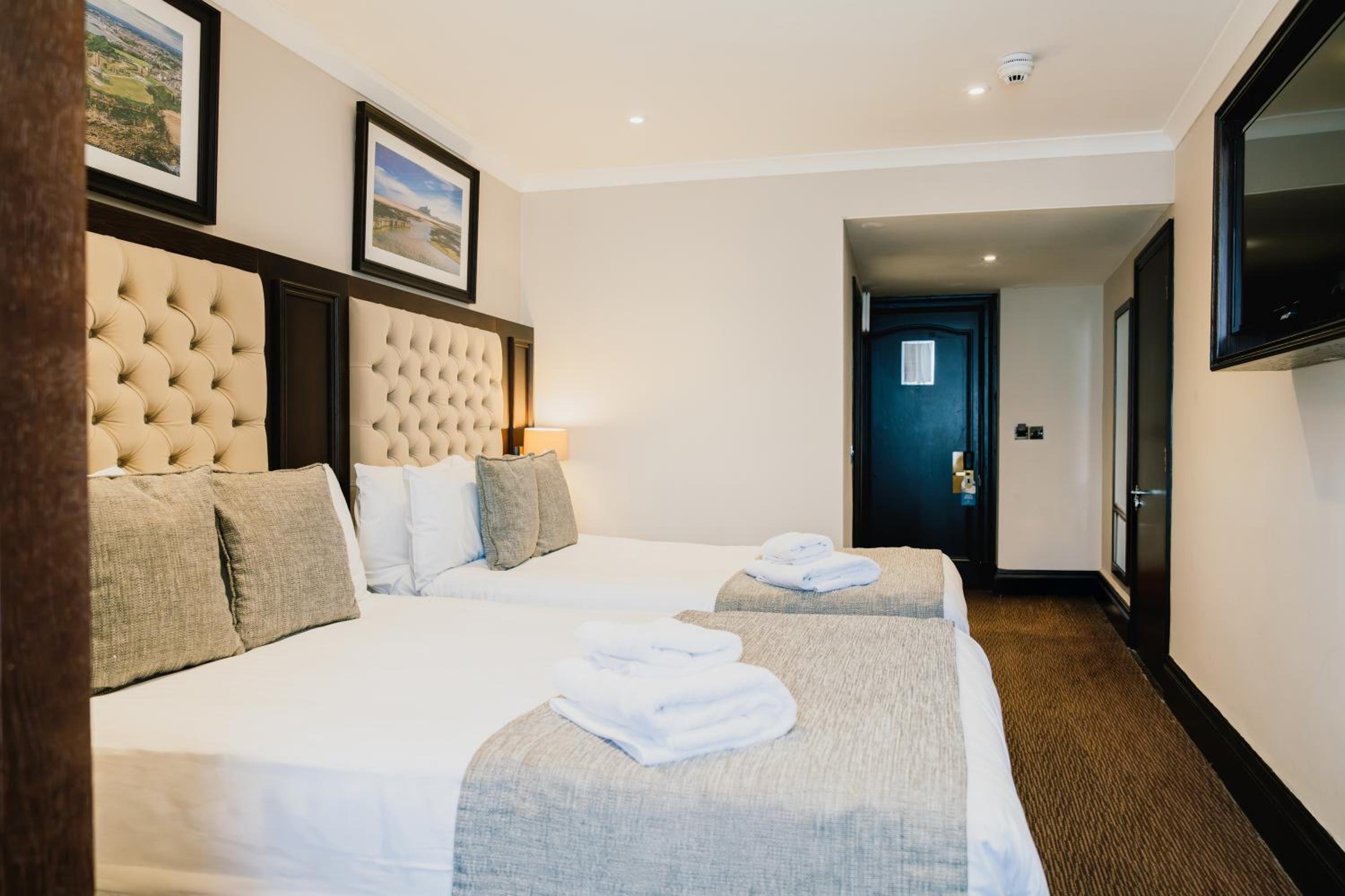 Executive, 2 Double Beds, Accessible