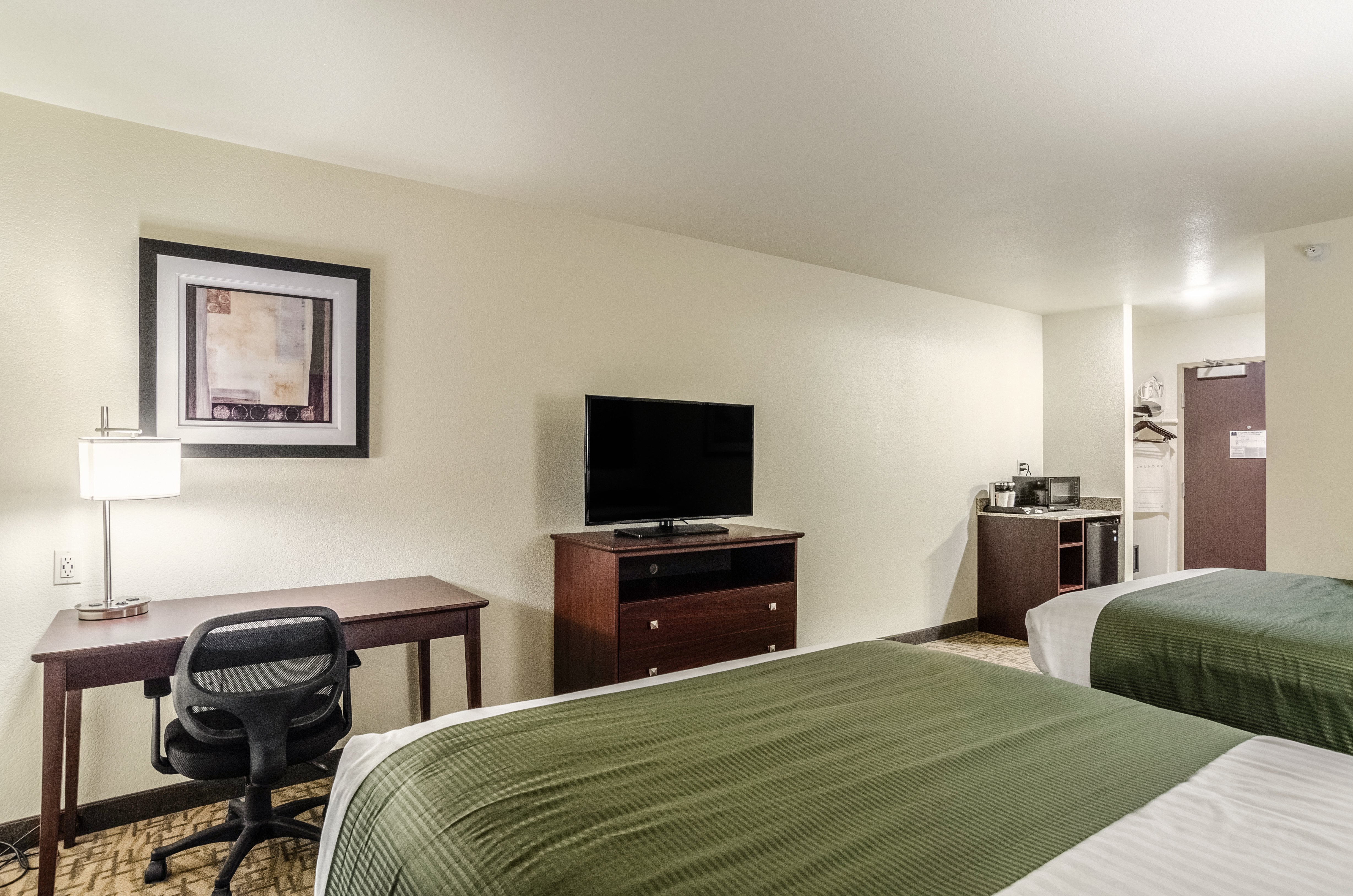 Cobblestone Inn & Suites - Bridgeport 10/24