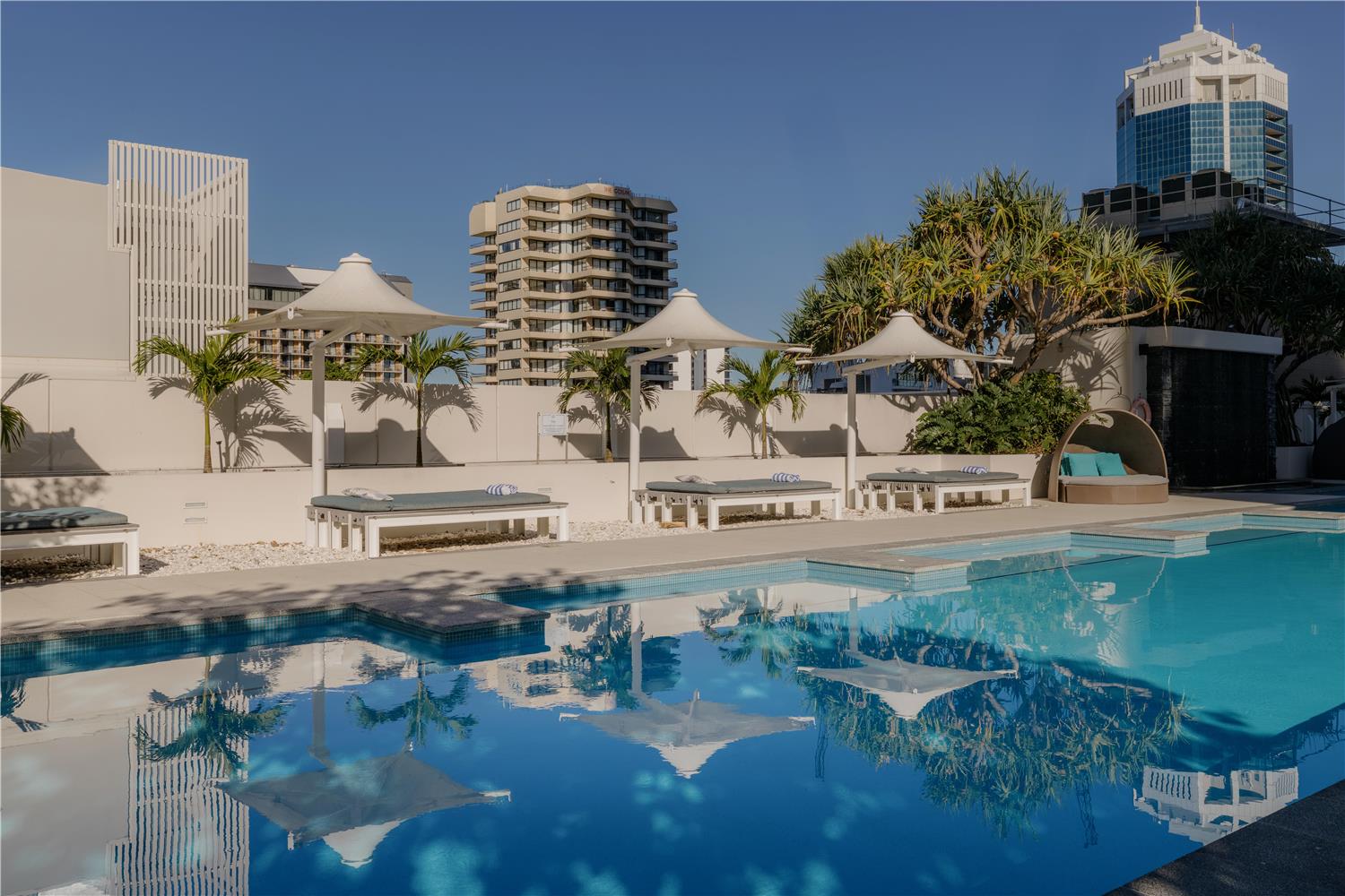 Hilton Surfers Paradise Hotel and Residences 58/60
