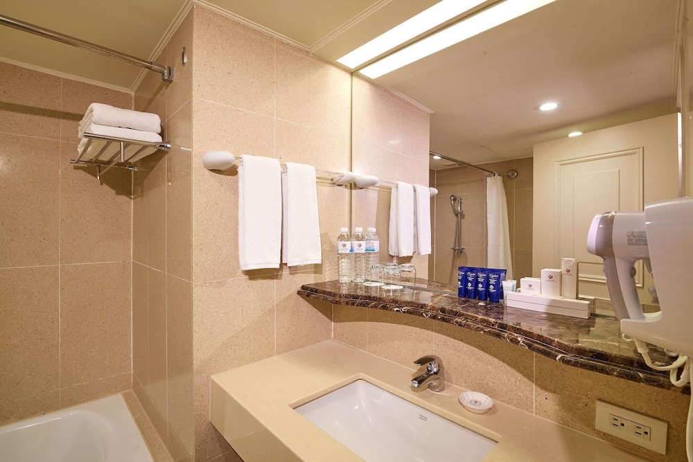 Illume Taipei (ex. Sunworld Dynasty Hotel Taipei) 44/63
