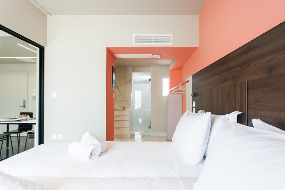 Greece U Around Athens Thissio Suites 6/50