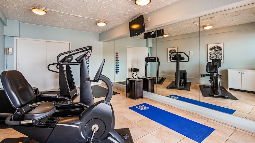 Best Western Plus Yacht Harbor Inn 26/42