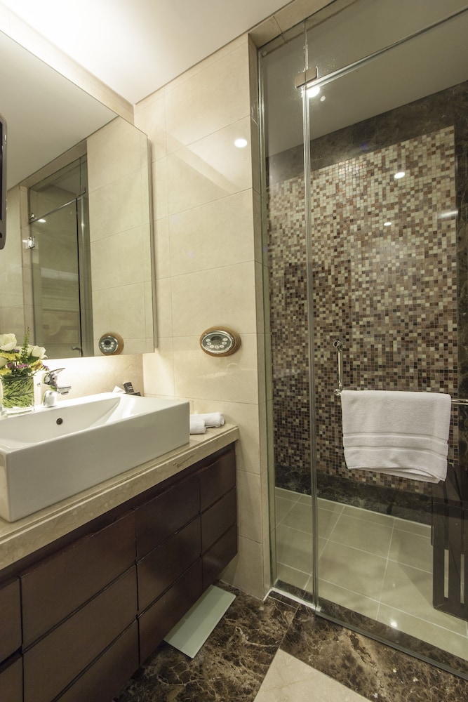 Joy Nostalg Hotel and Suites Manila 46/50