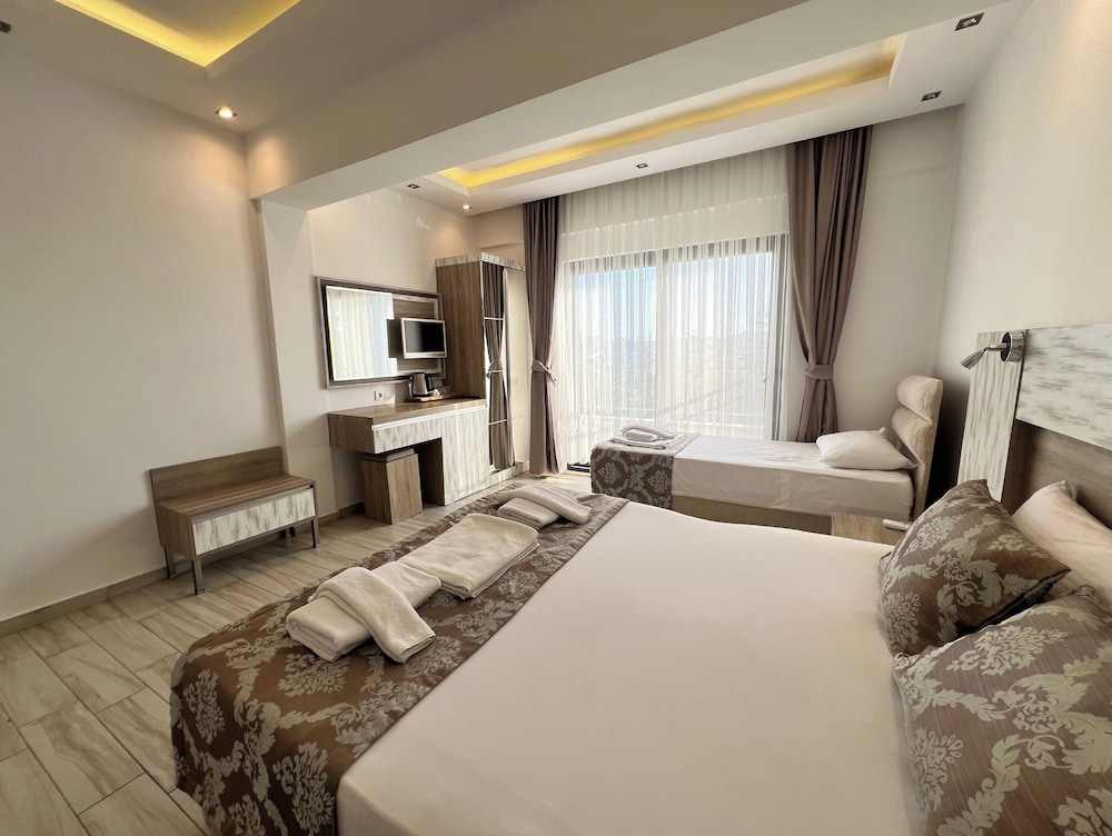 Sardunya Otel 39/50