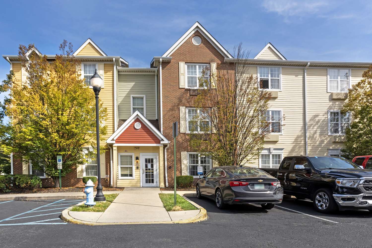 MainStay Suites Mt. Laurel - Philadelphia 8/15