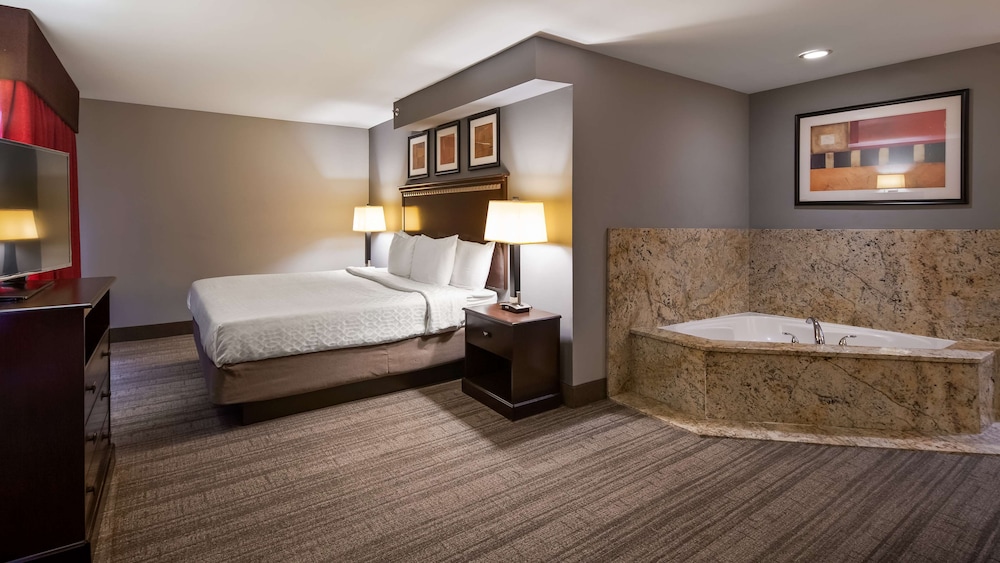 Spark by Hilton Oak Forest 9/48