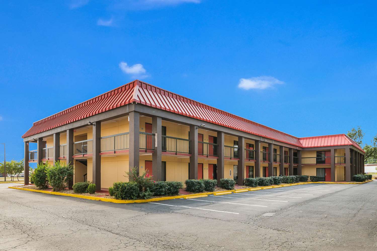 Econo Lodge Columbus near Airport 2/13