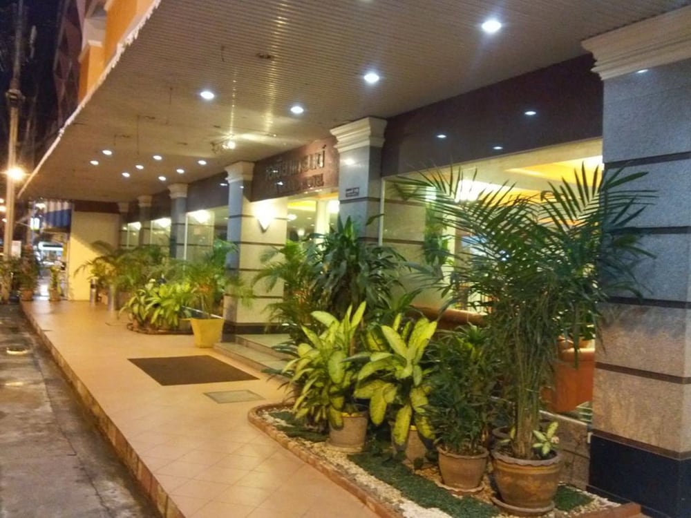 Asia Grand Hotel Hat Yai 41/46