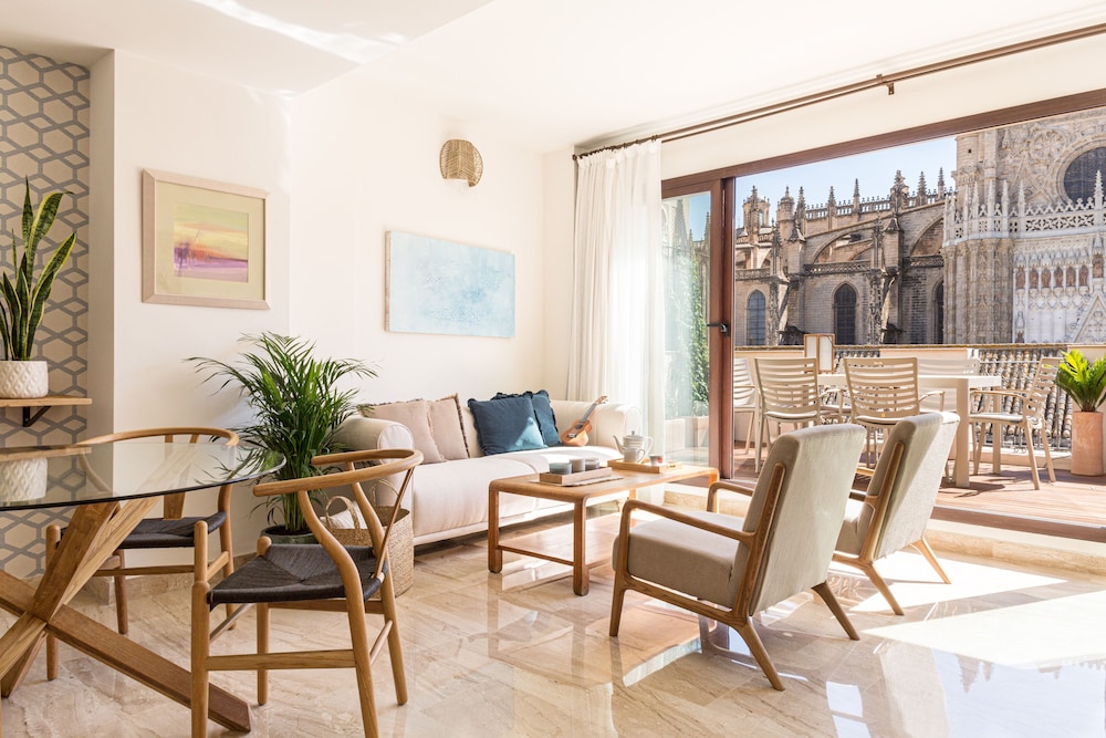 Apartamentos Puerta Catedral Sevilla 50/58