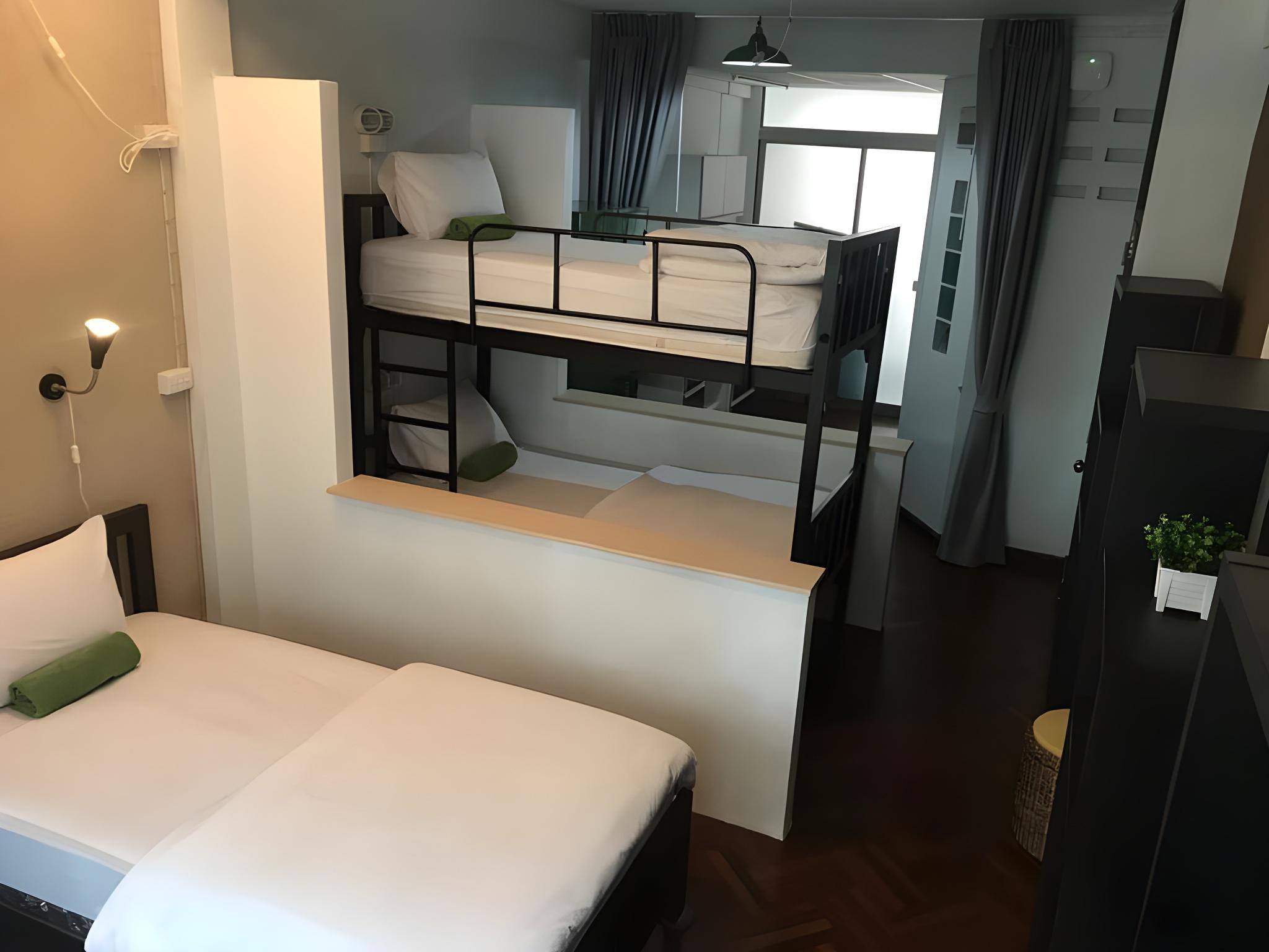 Private, Family, Twin Beds, 2 Bunk Beds