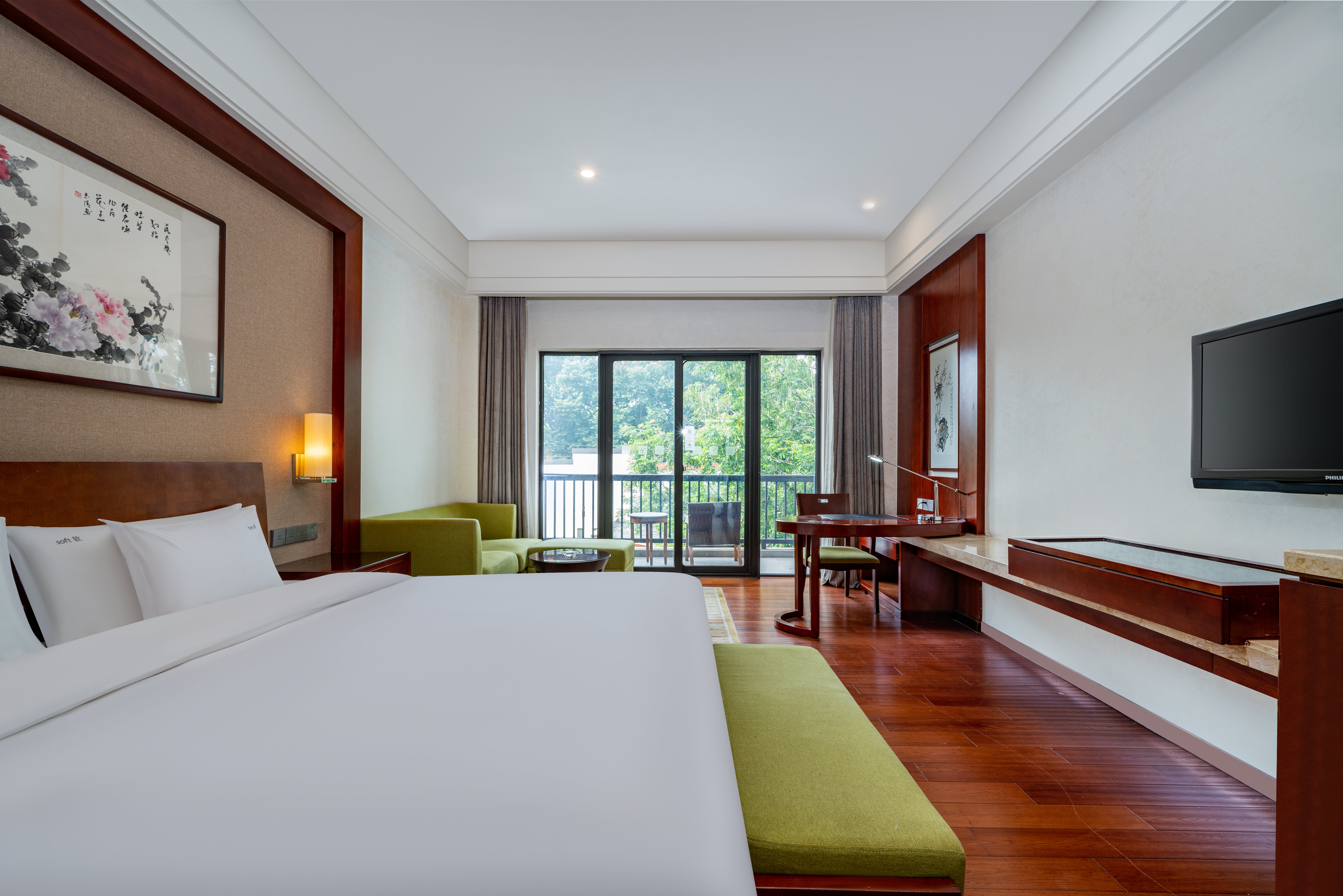 HOLIDAY INN RESORT CHAOHU HOT SPRING 9/40