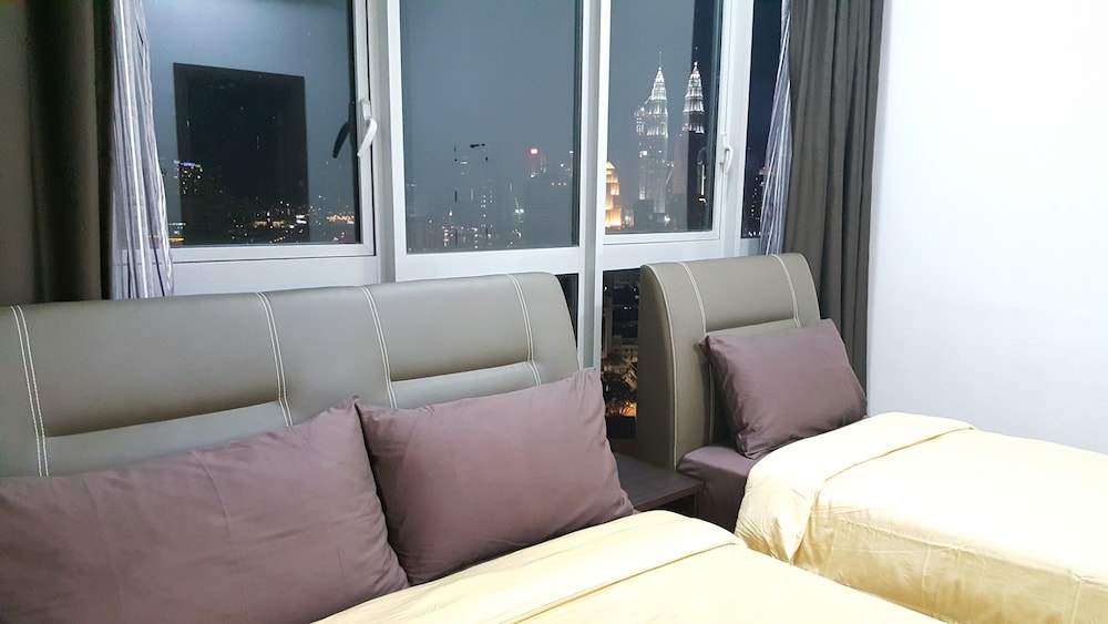 BEST KL CITY VIEW AT REGALIA RESIDENCE 20/50