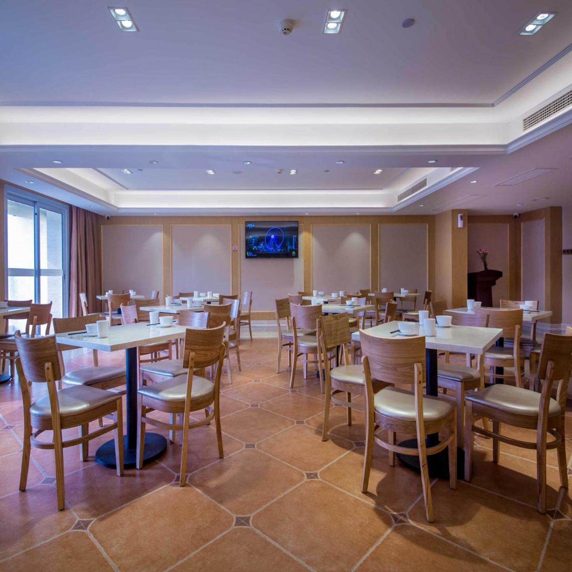 Vienna International Hotel (Yichang Sanxia Culture Tiandi) 30/37
