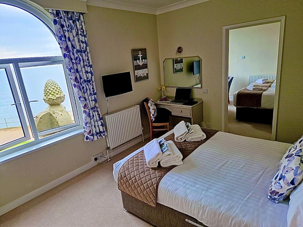 The Redcliffe Hotel 5/43