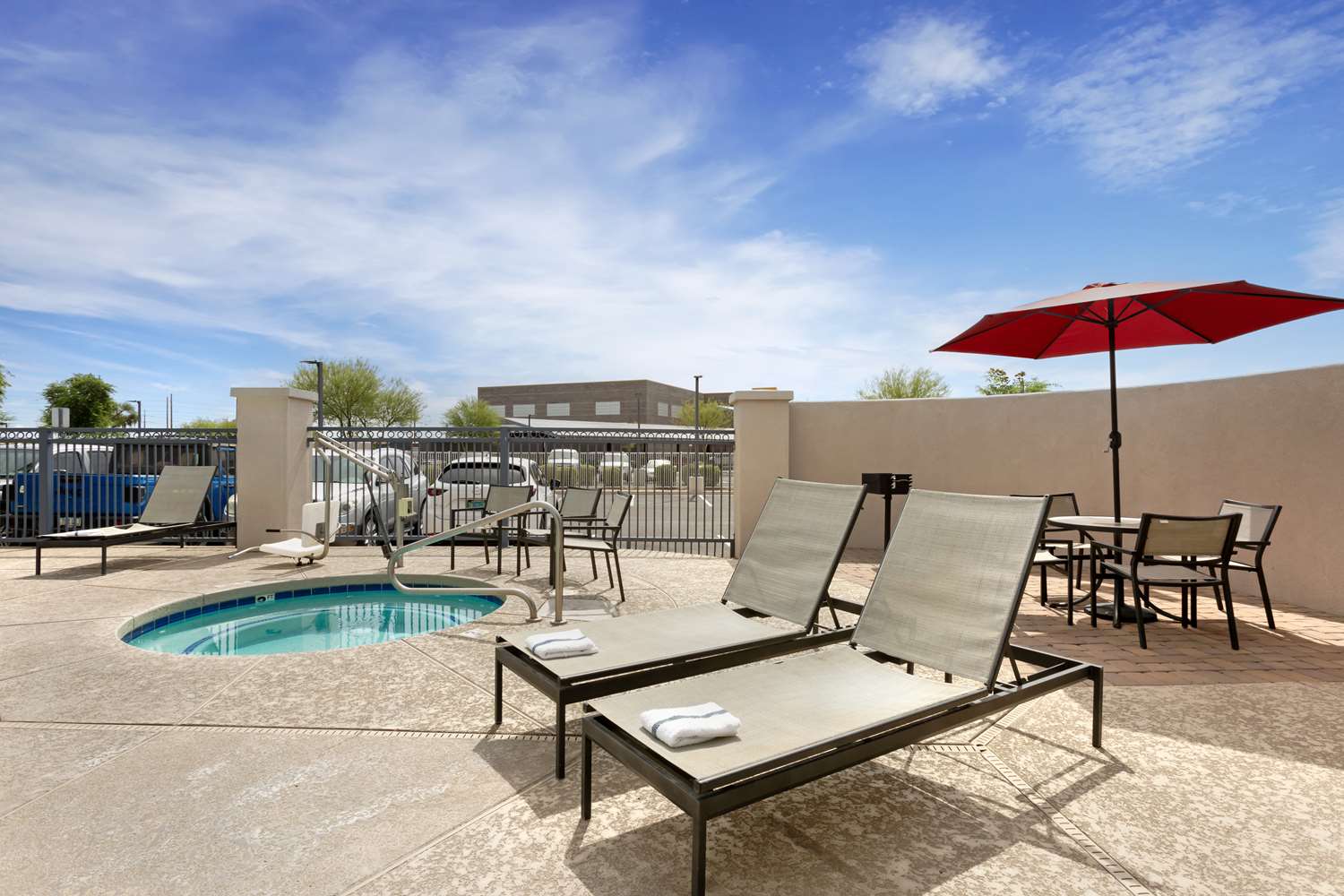 Best Western Plus Surprise-Phoenix NW 16/38