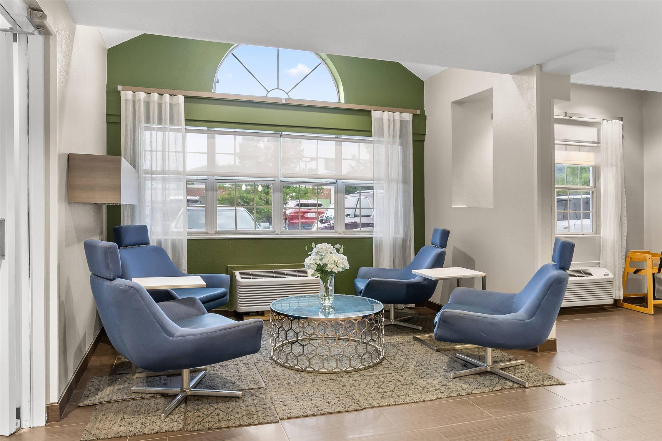 Quality Inn & Suites Nashville - Bellevue 7/14