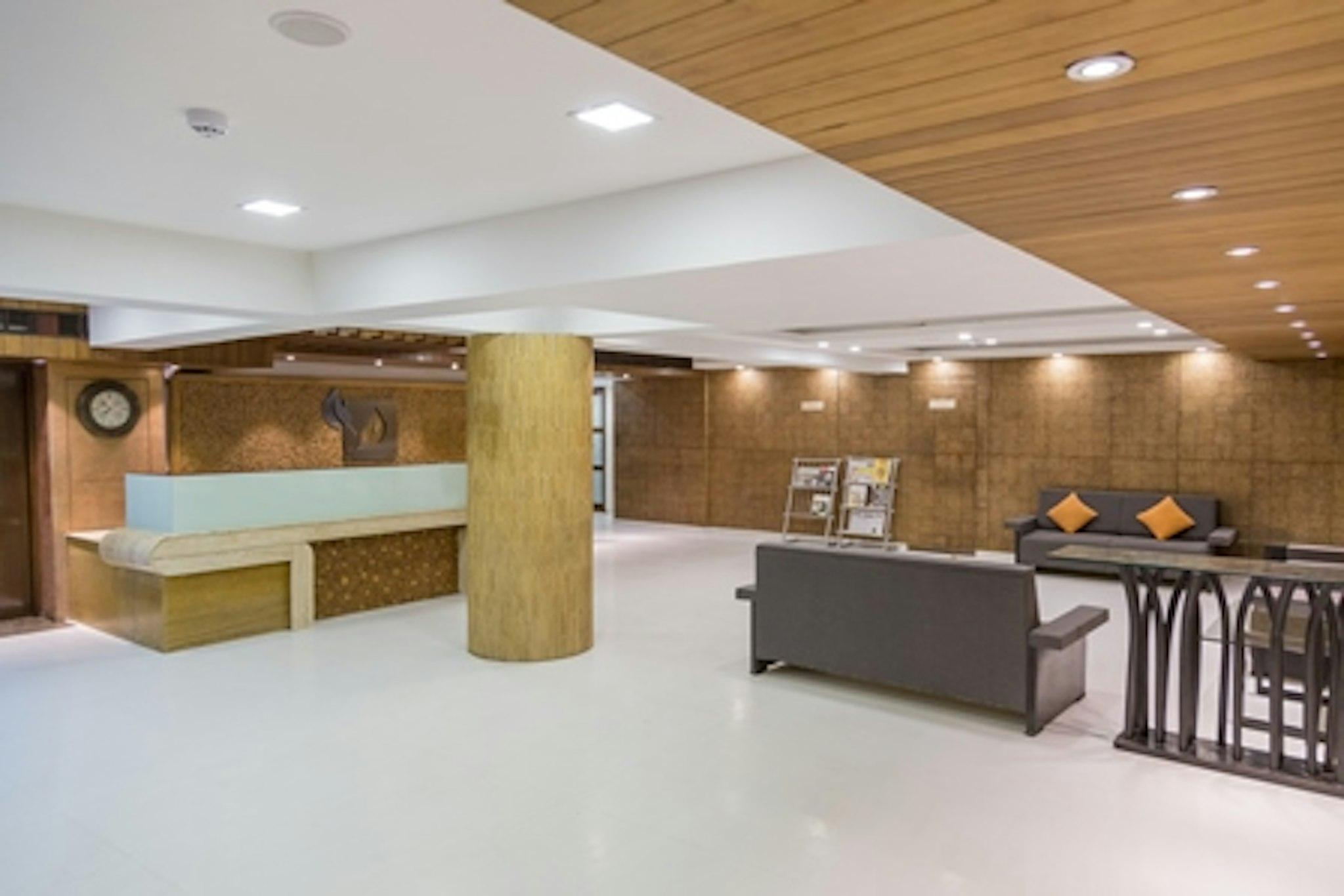 Ginger Ahmedabad Sg Road 9/39