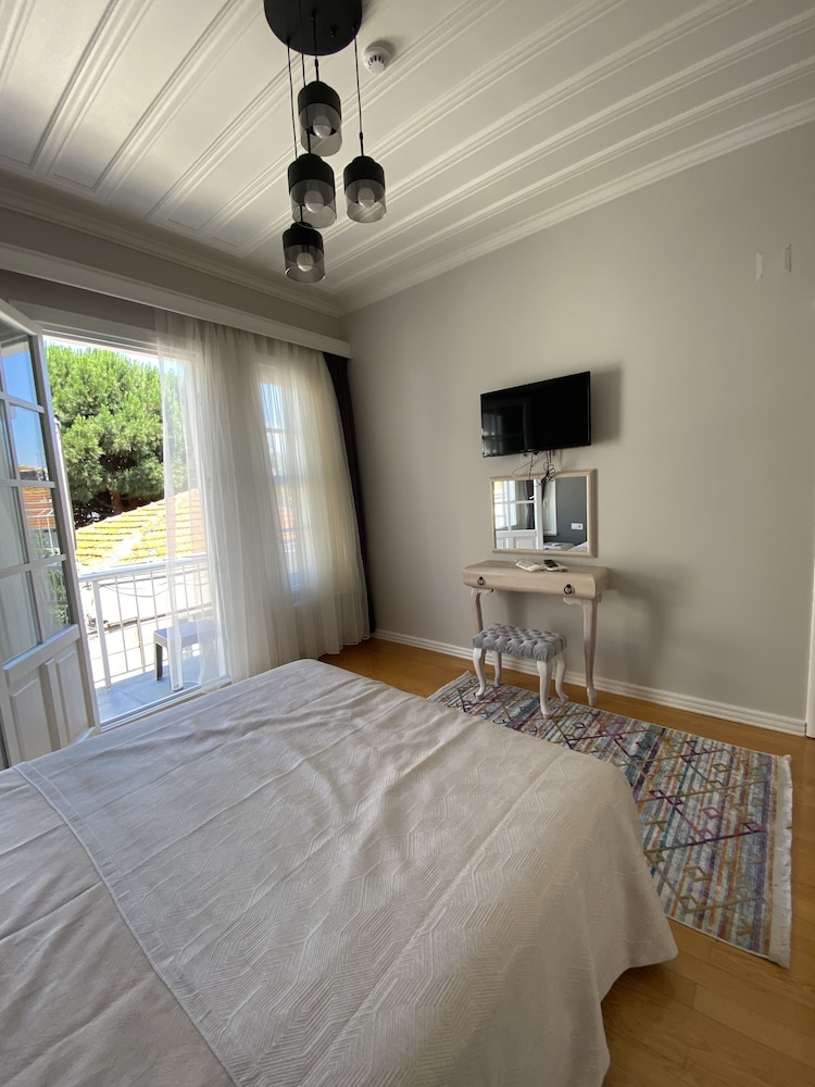 White Island Boutique Otel 3/20