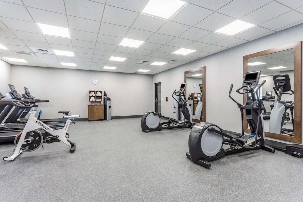 Hampton Inn and Suites Guymon OK 25/48