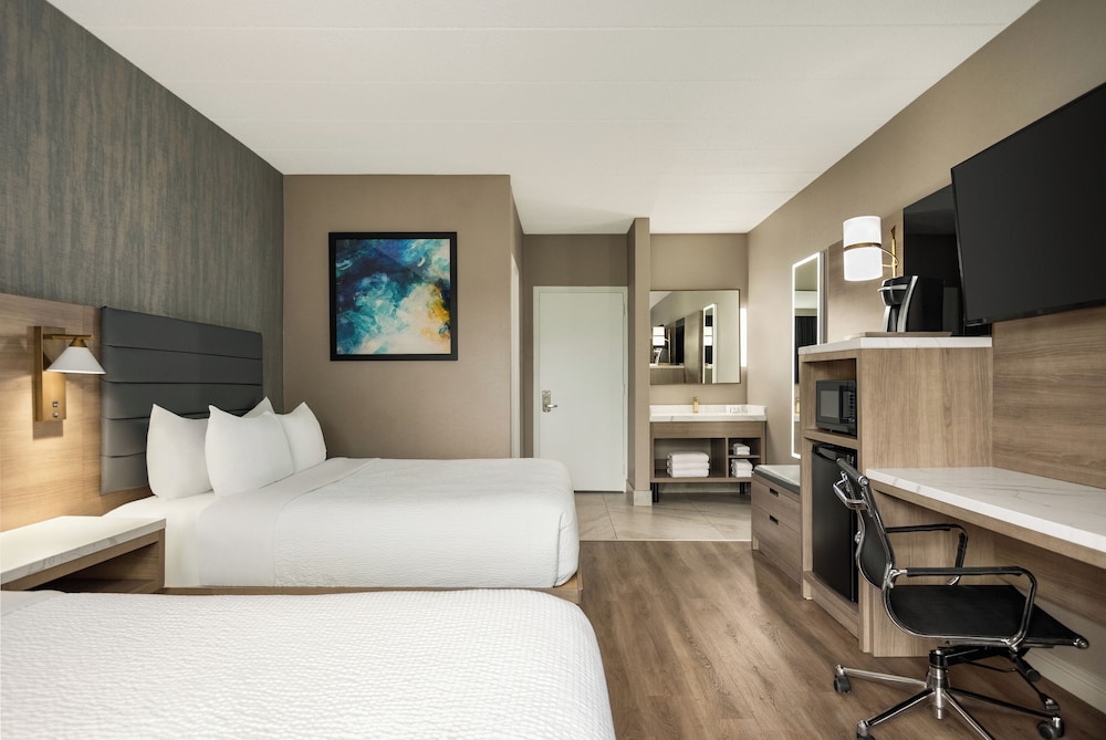 ROOM, 2 QUEEN BEDS