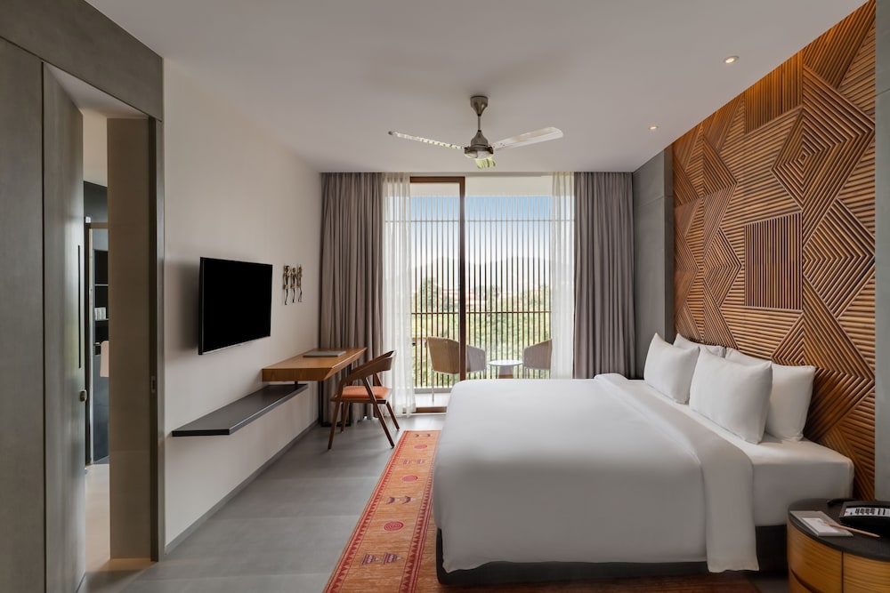 Radisson Resort and Spa Lonavala 20/76