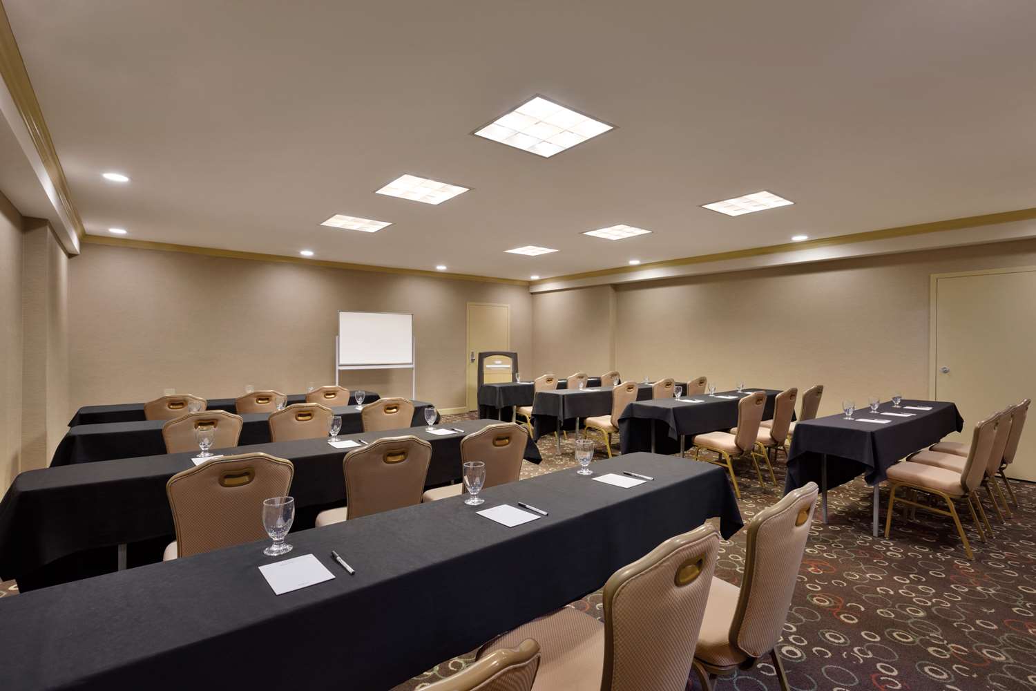 Radisson Hotel Lenexa Overland Park 42/54