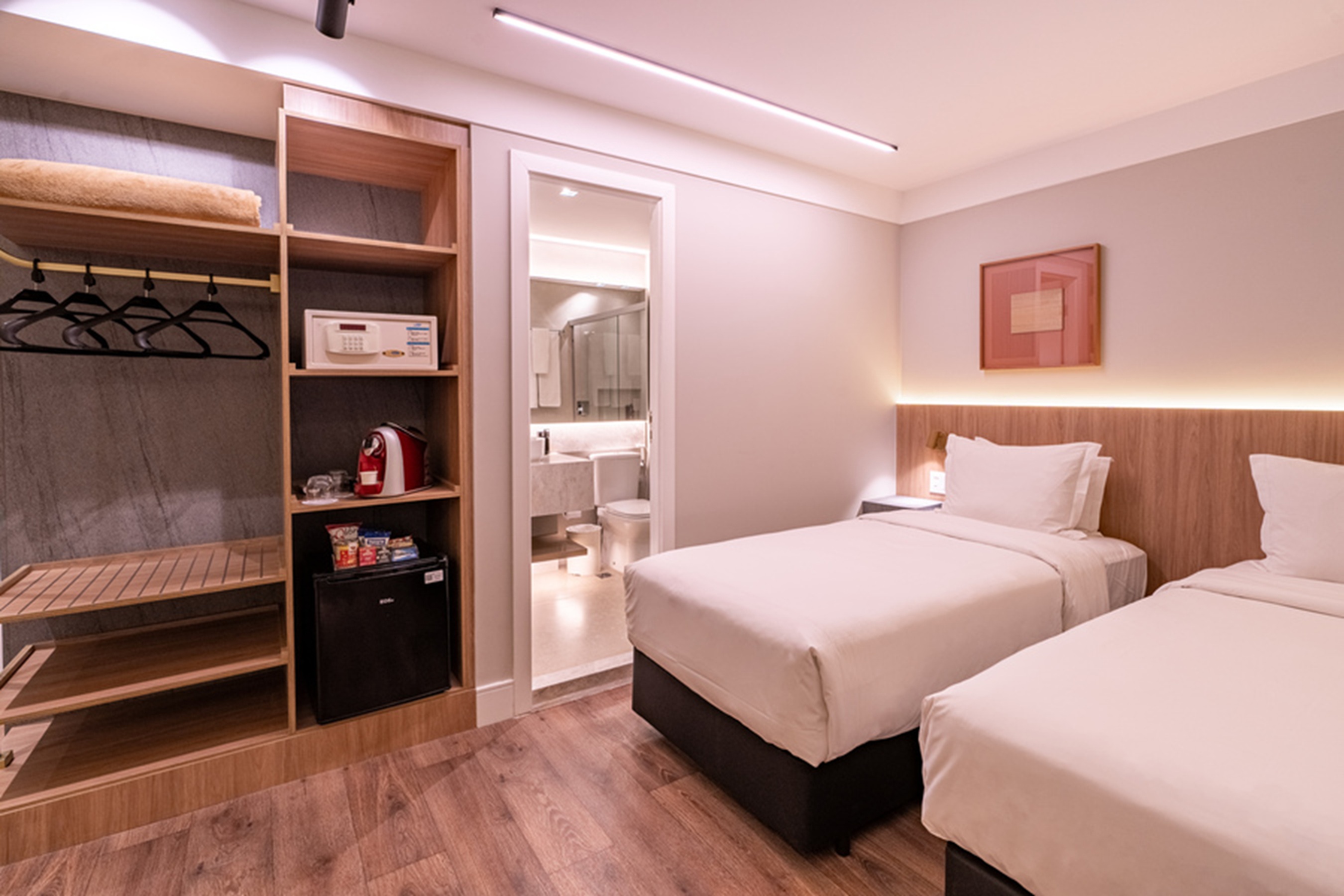 Luxury, Single, Twin Beds