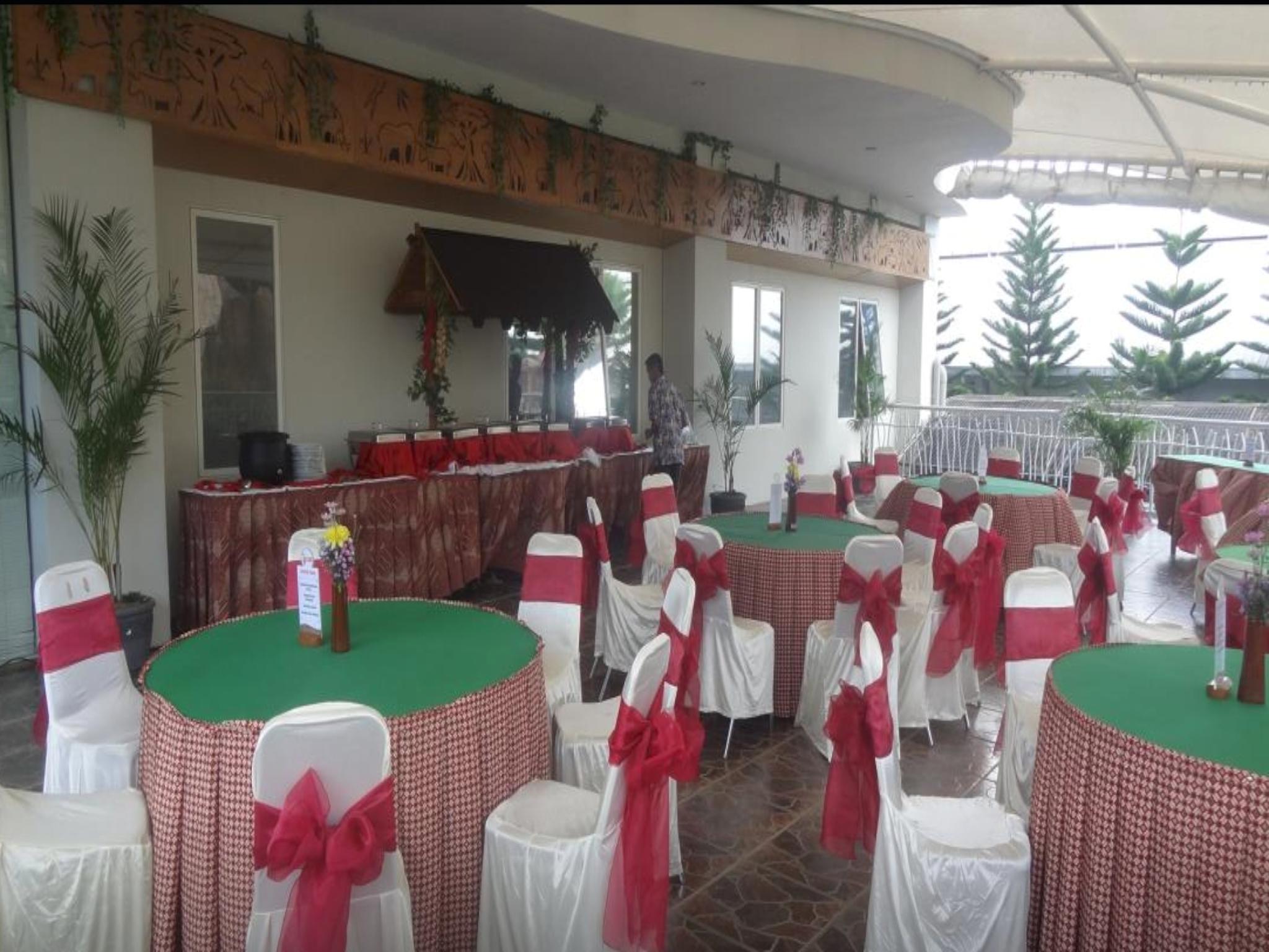 Pohon Inn Hotel 16/24
