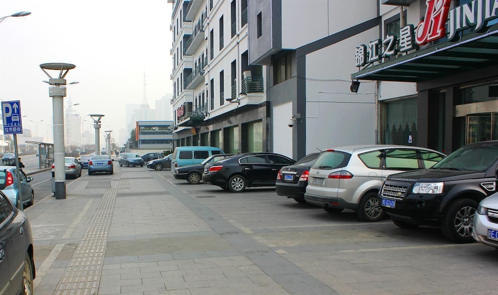 Jinjiang Inn (Suzhou baodai ditiezhan dian) 26/33