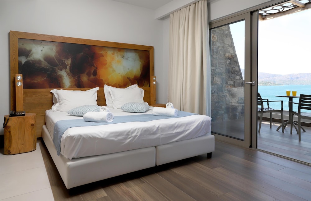 Elounda Orama Boutique Hotel by GHH 12/50