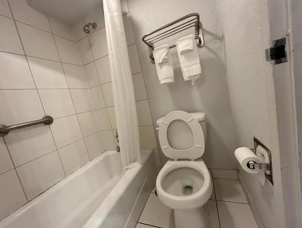 Suite Dreams Motel Mattoon I 57 58/58