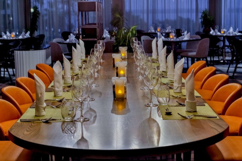 Cardoso Hotel 57/72