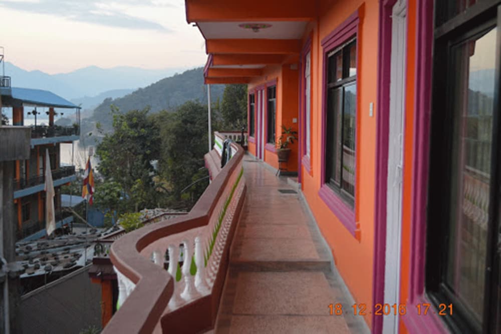 Hotel Santana 16/17