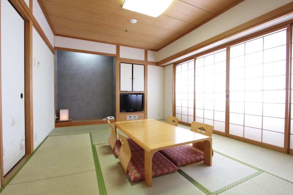 Osaka Garden Palace 25/44