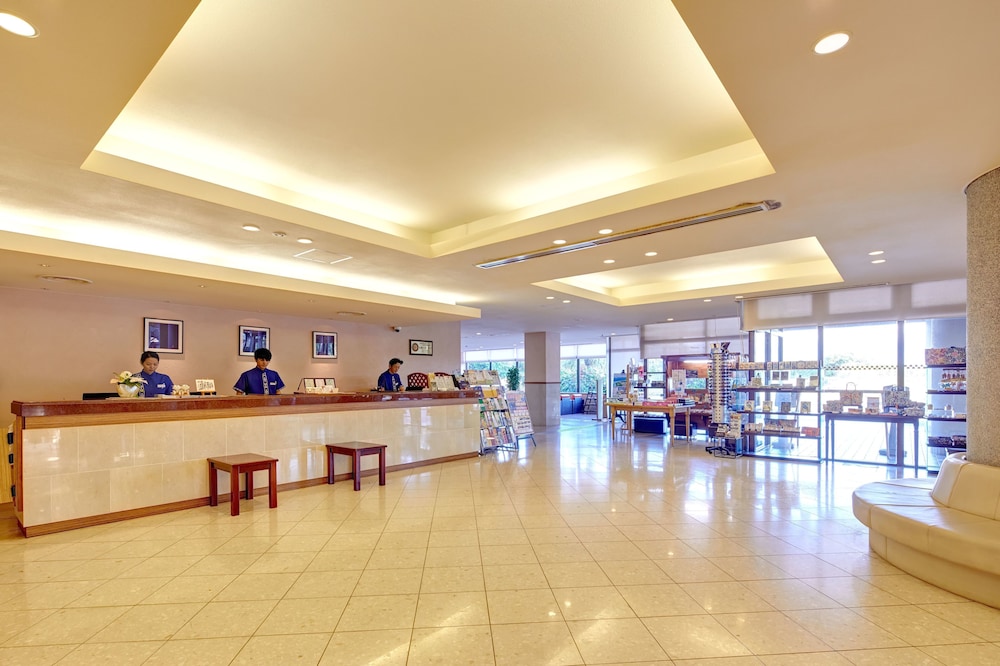 Hotel Yugaf Inn Okinawa 7/67