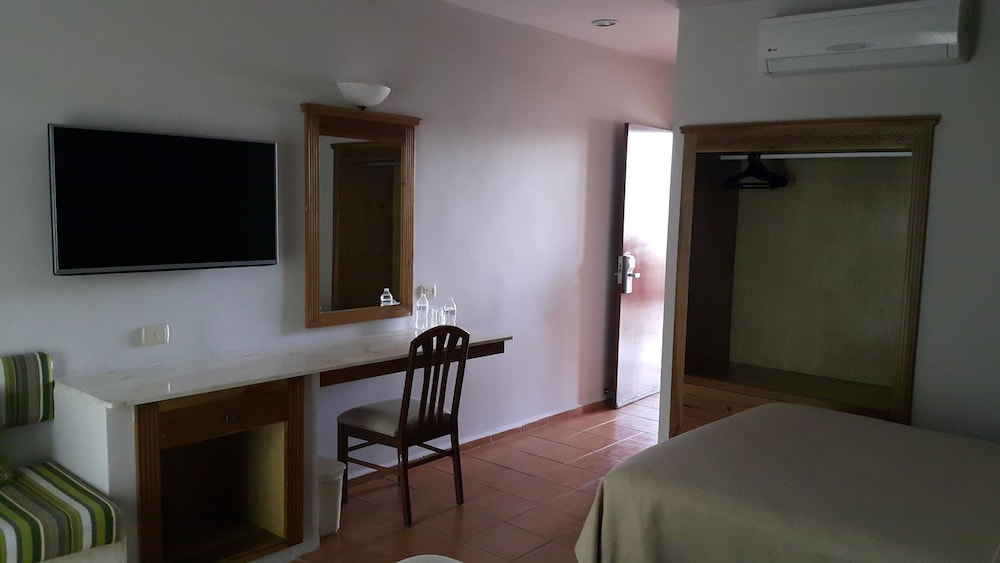 Tecnohotel Merida Norte Ex Technotel Merida Norte 40/62