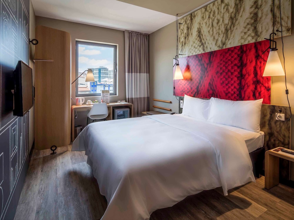 Ibis Istanbul West 22/73